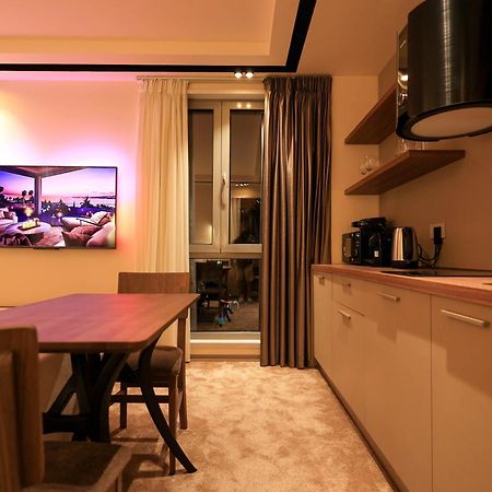 Deha Rooms & Apartments Tirana Kültér fotó