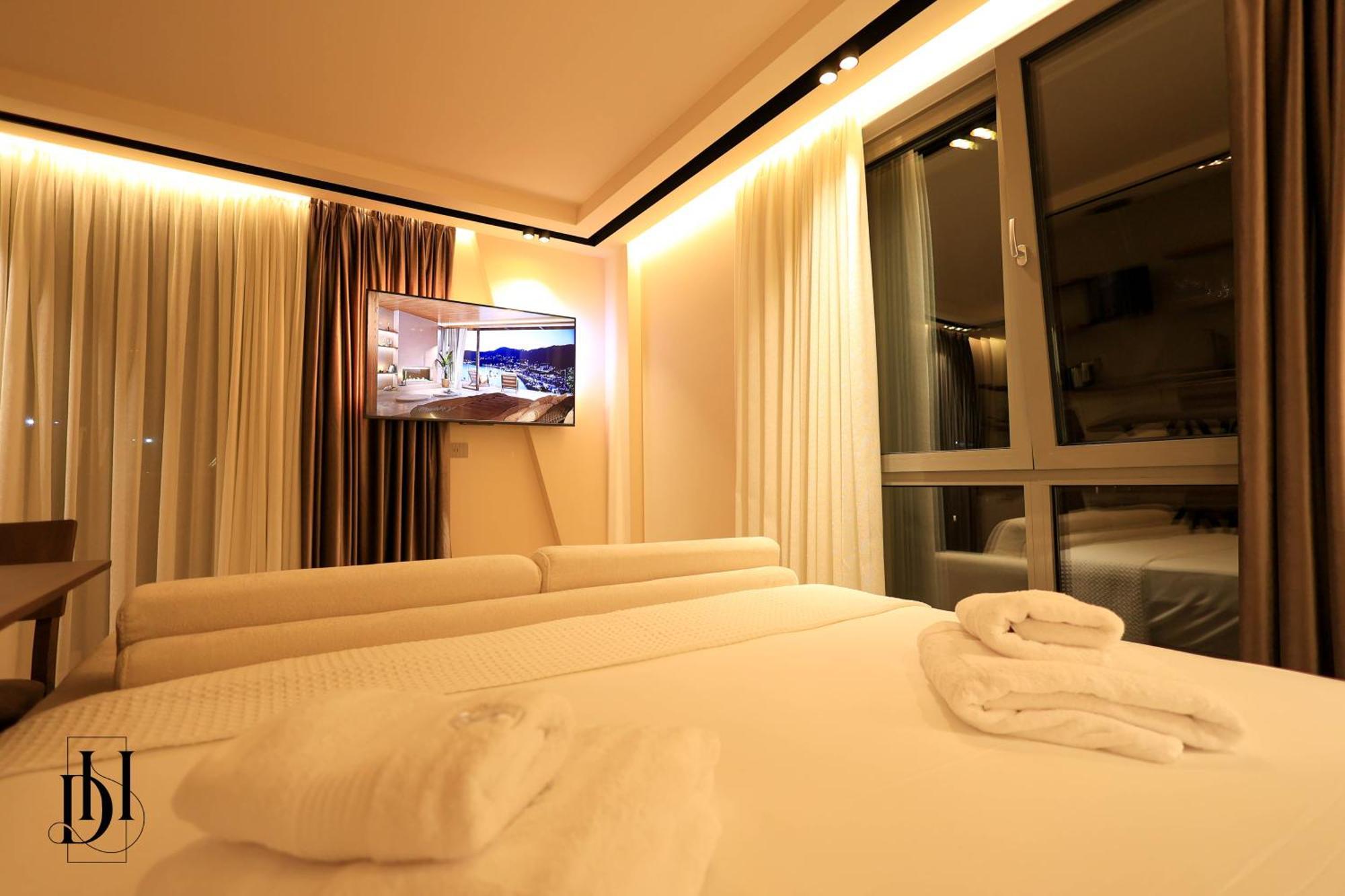 Deha Rooms & Apartments Tirana Kültér fotó