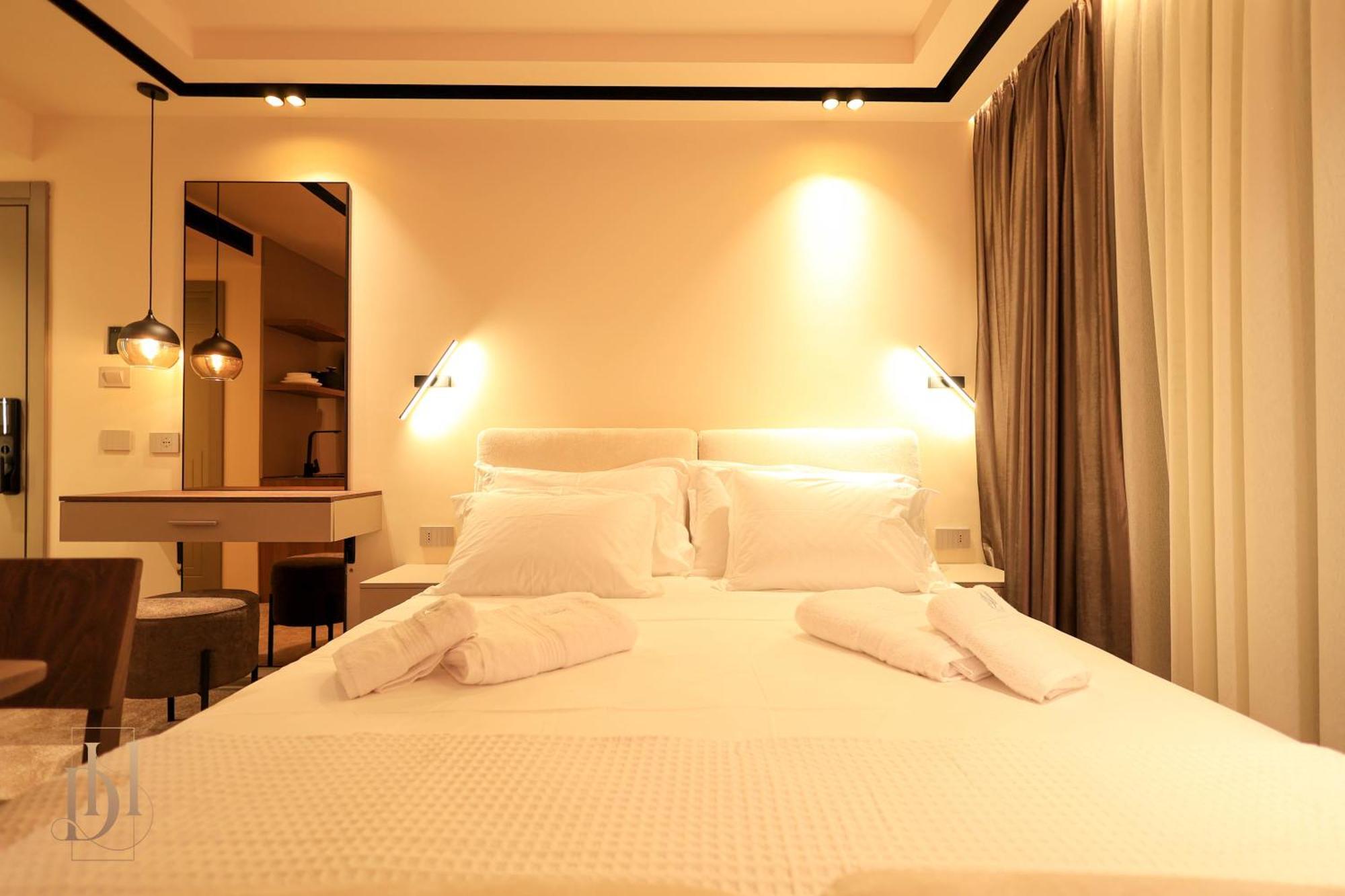 Deha Rooms & Apartments Tirana Kültér fotó